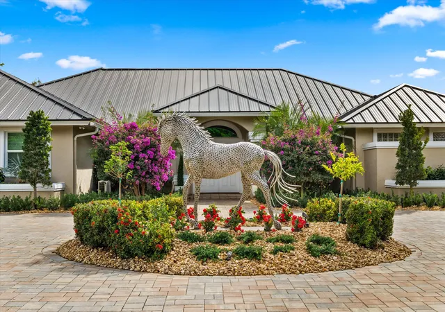Photo 2 of Single family home for sale at 14868 Paddock Dr, Wellington, FL 33414 | MLS# R11161145 | Listing updated on 2026-09-23