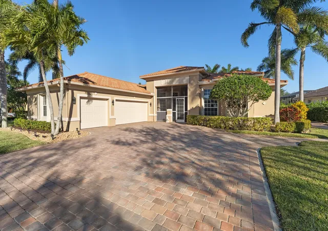 Homes for sale in Port Saint Lucie, FL | 11600 Sw Rossano Ln, Port Saint Lucie, FL 34987 | MLS# R11161200