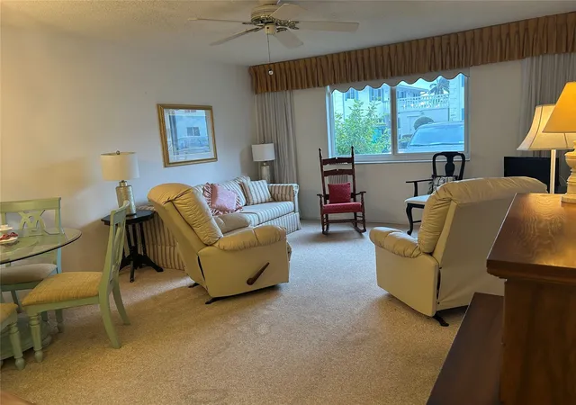 Homes for sale in Fort Lauderdale, FL | 6263 Ne 19Th Ave #906, Fort Lauderdale, FL 33308 | MLS# F10550630