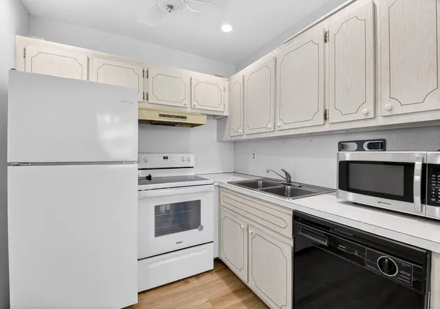 4th image of 480 Horizons #205, Boynton Beach, FL 33435 | MLS# R11161271