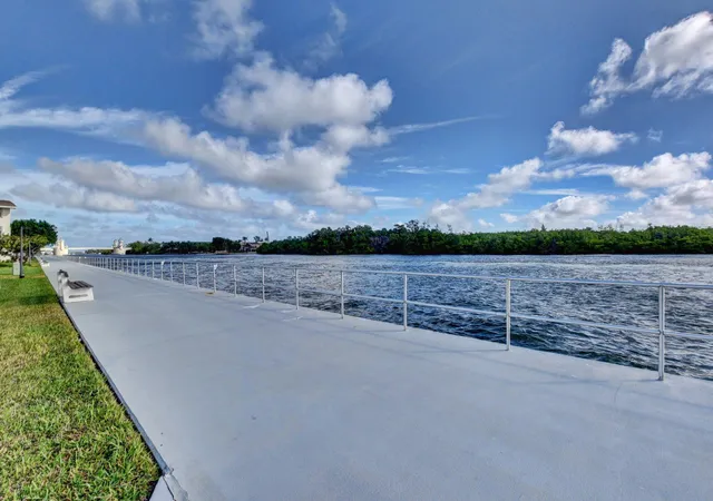 5th image of 480 Horizons #205, Boynton Beach, FL 33435 | MLS# R11161271