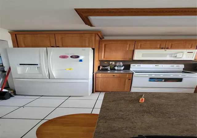 Photo 3 of Sale Pending at 13307 Sw 61st Terrace, Miami, FL 33183 | MLS# F10550379 | Listing updated on 2026-07-20
