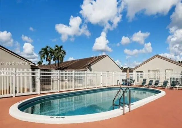 14th image of 8069 Sw 19th Ct, Davie, FL 33324 | MLS# A11960455