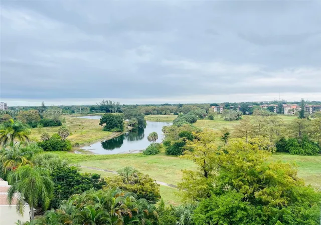 5th image of 3940 Inverrary Blvd #808A, Lauderhill, FL 33319 | MLS# A11959153