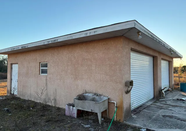 3rd image of 18034 Nw 286Th St, Okeechobee, FL 34972 | MLS# R11161465