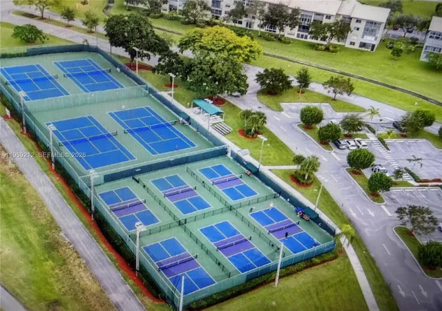 20th image of 1100 Sw 130th Ave #401H, Pembroke Pines, FL 33027 | MLS# A11959212