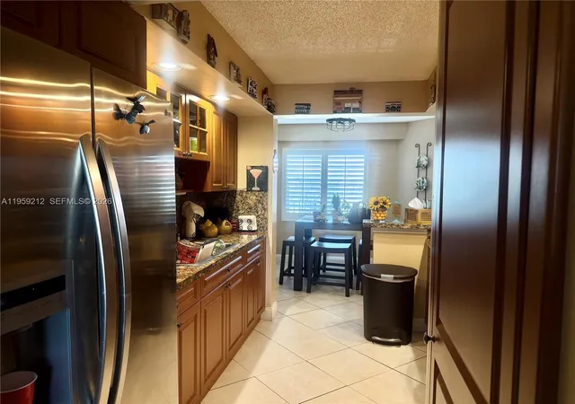 3rd image of 1100 Sw 130Th Ave, Pembroke Pines, FL 33027
