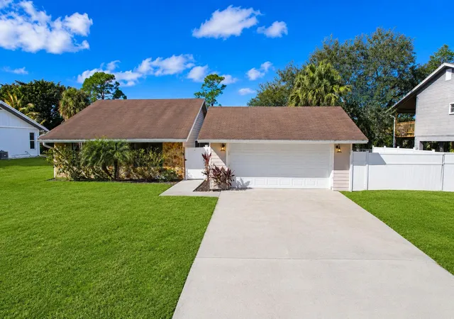 1st image of 8074 Se River Lane Lane, Stuart, FL 34997 | MLS# R11161536