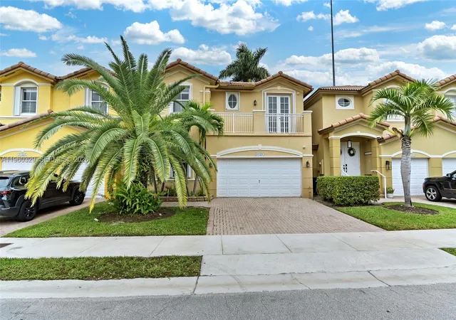2nd image of 11321 Nw 84th St, Doral, FL 33178 | MLS# A11960329