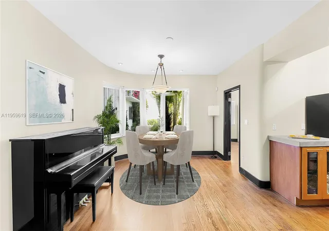 3rd image of 711 14Th St, Miami Beach, FL 33139