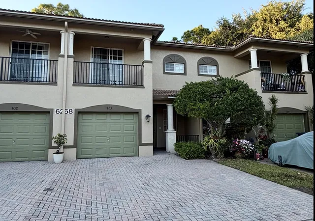 1st image of 6268 S Military Trl #103, Lake Worth, FL 33463 | MLS# R11161612