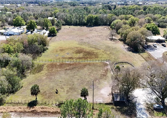 2nd image of 448 Nw 34th St, Okeechobee, FL 34972 | MLS# A11961105