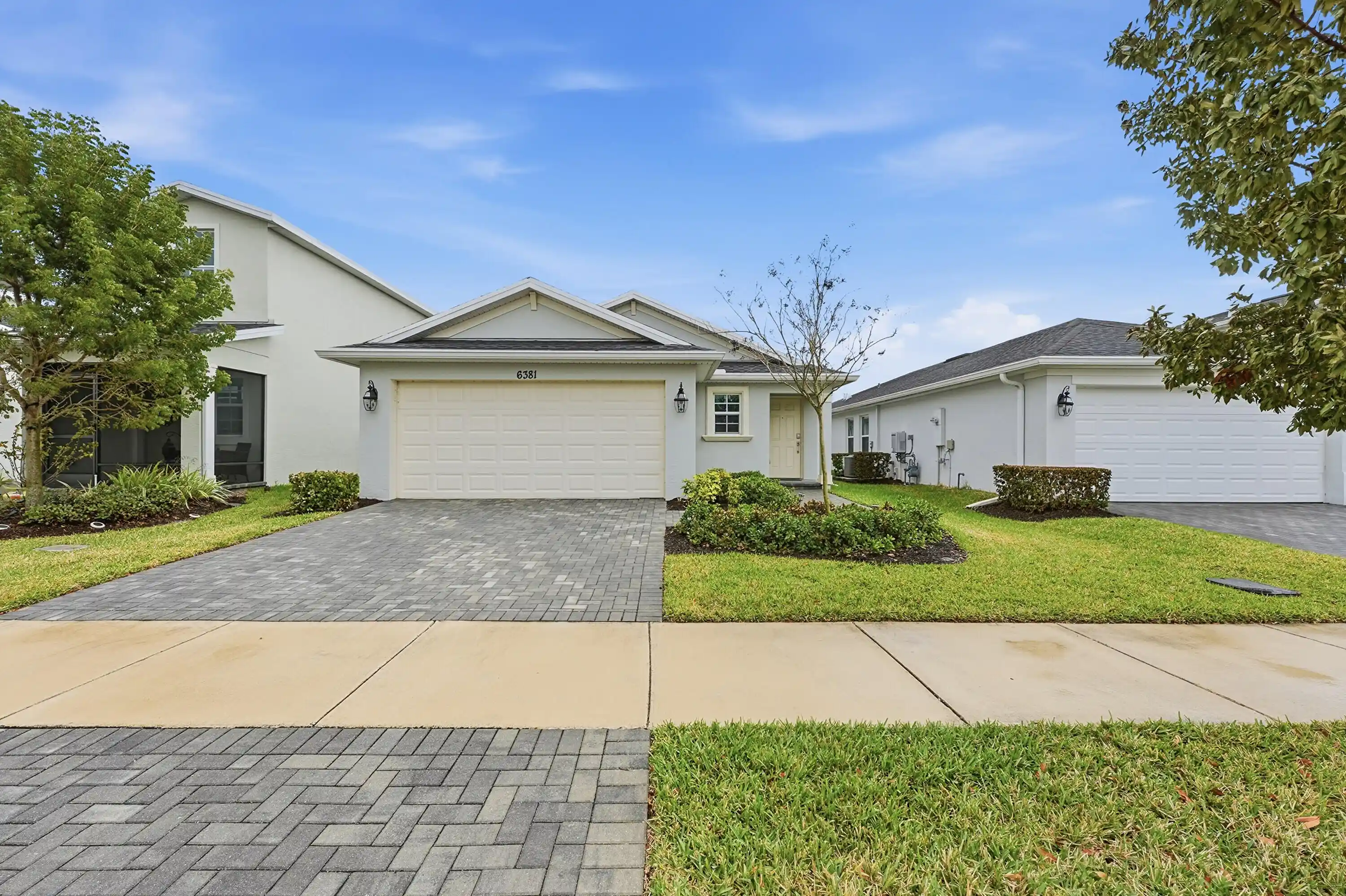 Photo 1 of Single family home for sale at 6381 Nw Leafmore Ln, Port Saint Lucie, FL 34987 | MLS# R11161757 | Listing updated on 2026-09-28