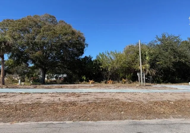 Photo 1 of Land for sale at 2023 St Lucie Blvd W, Fort Pierce, FL 34946 | MLS# R11161803 | Listing updated on 2026-09-23