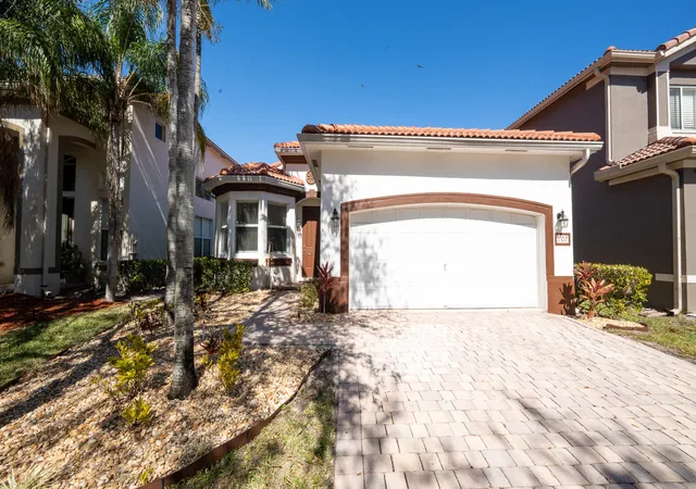 Photo 3 of Single family home for sale at 1107 Ctr Stone Ln, Riviera Beach, FL 33404 | MLS# R11161827 | Listing updated on 2026-09-23