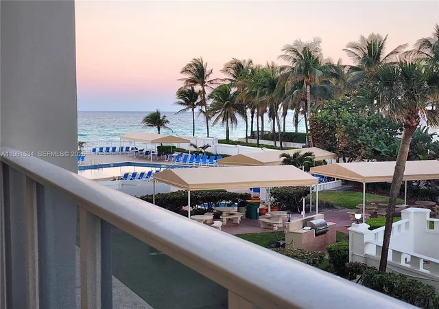 2nd image of 3505 S Ocean Dr #218, Hollywood, FL 33019 | MLS# A11961534