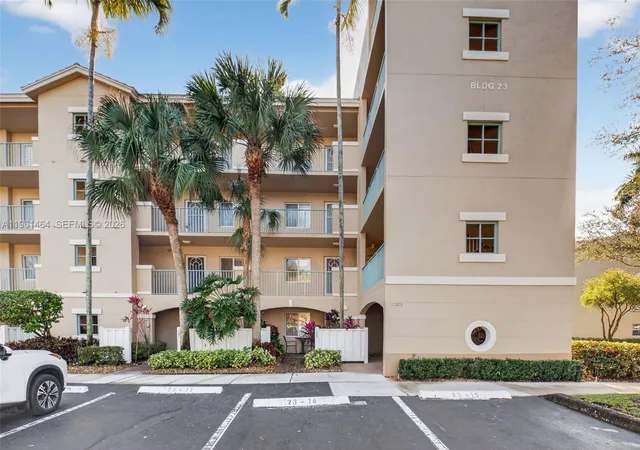2nd image of 12540 Majesty Cir #208, Boynton Beach, FL 33437 | MLS# A11961464