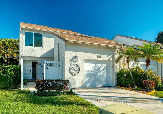 2nd image of 6768 Canary Palm Cir, Boca Raton, FL 33433 | MLS# A11957285
