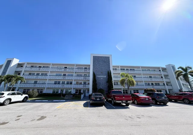 Photo 1 of Condo for sale at 4108 Oakridge V #4108, Deerfield Beach, FL 33442 | MLS# R11162034 | Listing updated on 2026-10-02
