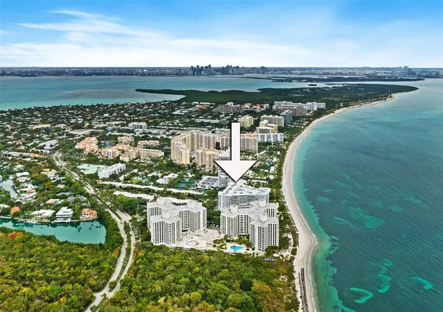 33rd image of 600 Grapetree Dr #3DS, Key Biscayne, FL 33149 | MLS# A11962184
