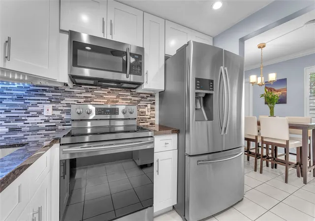 Homes for sale in Deerfield Beach, FL | 290 Farnham M, Deerfield Beach, FL 33442 | MLS# F10551215