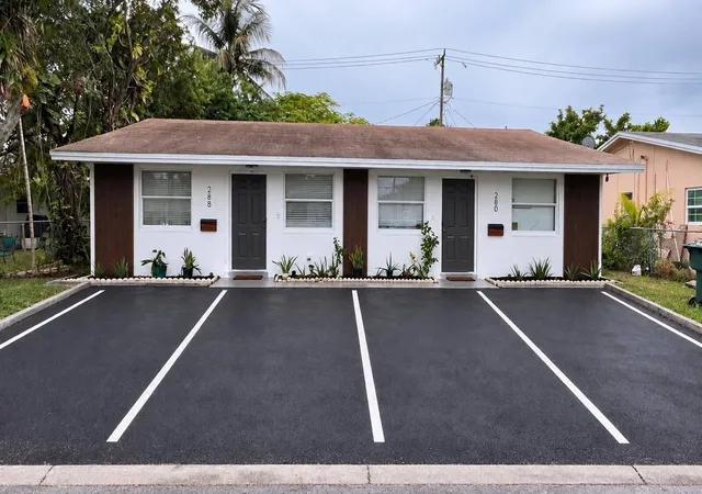 Photo 1 of Multi family home for sale at 280 Ne 40th Court, Oakland Park, FL 33334 | MLS# F10550393 | Listing updated on 2026-10-10