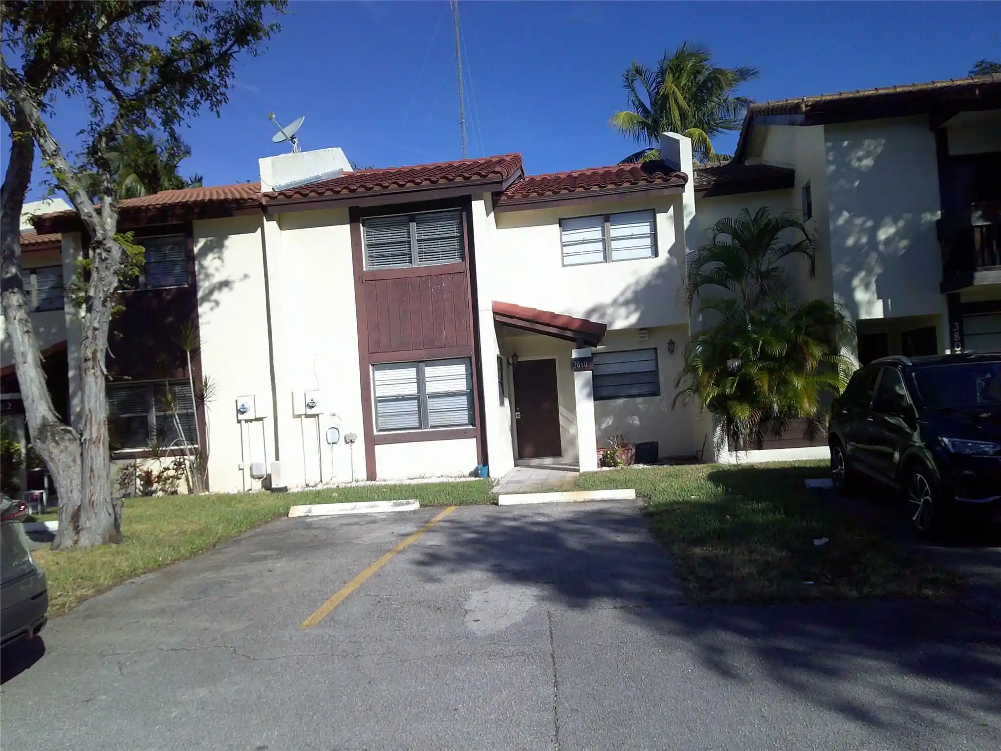 Townhouse for sale at 3810 SW 52nd Avenue #3810, Hollywood, FL 33023 | MLS# F10551054