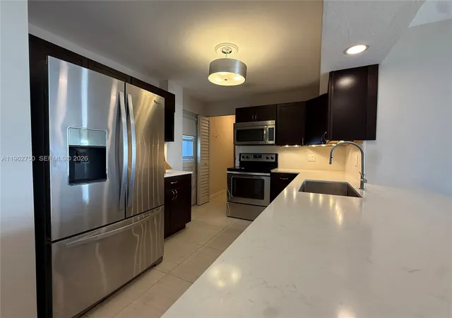 3rd image of 5301 Nw 2Nd Ave, Boca Raton, FL 33487