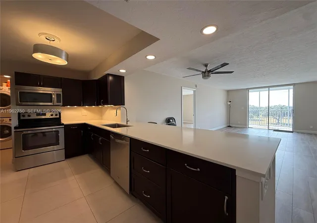 4th image of 5301 Nw 2Nd Ave, Boca Raton, FL 33487