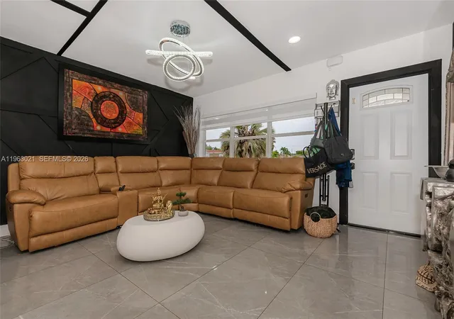 5th image of 200 Sw 69Th Ter, Pembroke Pines, FL 33023 | MLS# A11963021