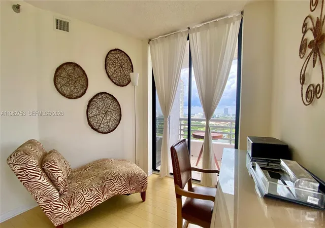 5th image of 3300 Ne 191St St #1807, Miami, FL 33180 | MLS# A11962753