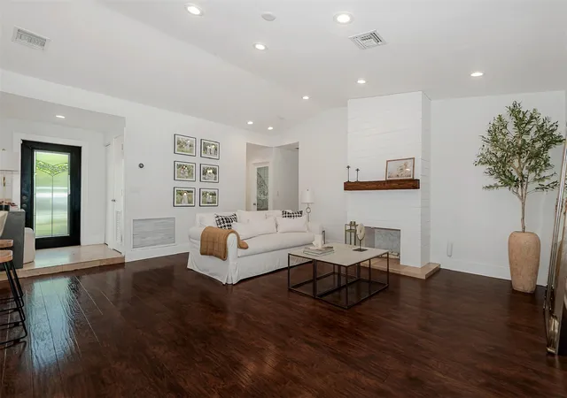 Photo 2 of Single family home for sale at (Undisclosed), Miami, FL 33183 | MLS# F10551573 | Listing updated on 2026-09-28