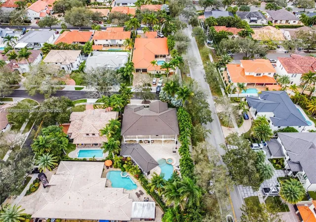 Homes for sale in Miami Lakes, FL | 8200 Nw 163rd St, Miami Lakes, FL 33016 | MLS# A11963383