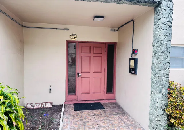 1st image of 4046 Nw 19th St #203, Lauderhill, FL 33313 | MLS# F10551701