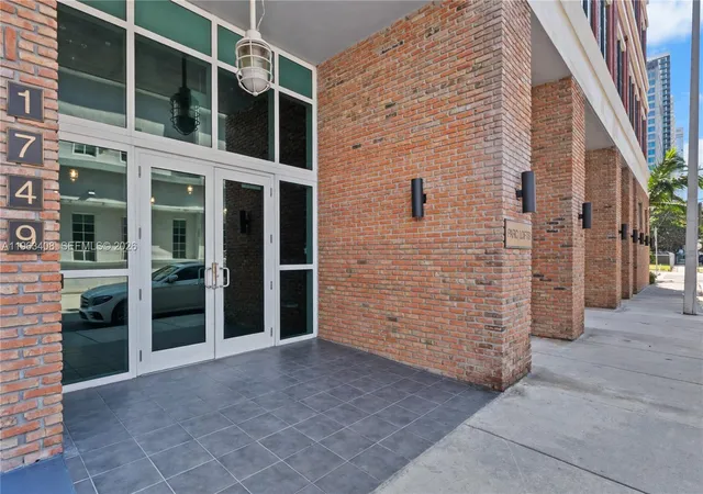 3rd image of 1749 Ne Miami Ct, Miami, FL 33132