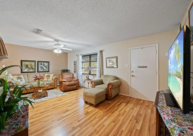 Photo 3 of Single family home for sale at 1540 NW 70th Terrace, Margate, FL 33063 | MLS# F10551641 | Listing updated on 2026-09-23