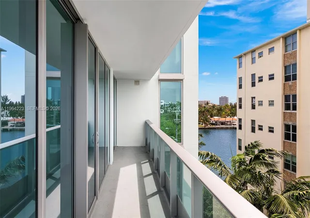 17th image of 9201 E Bay Harbor Dr #502, Bay Harbor Islands, FL 33154 | MLS# A11964223