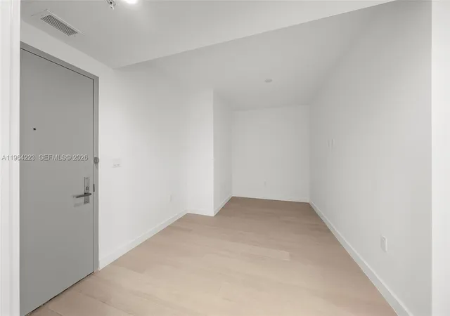 4th image of 9201 E Bay Harbor Dr #502, Bay Harbor Islands, FL 33154 | MLS# A11964223