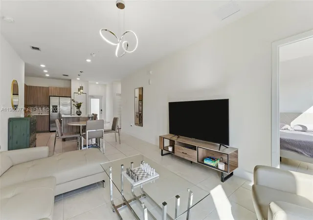 2nd image of 8301 Nw 41St St #B407, Doral, FL 33166 | MLS# A11960977