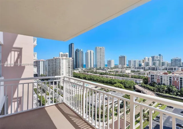 5th image of 251 174Th St #1715, Sunny Isles Beach, FL 33160 | MLS# A11962772