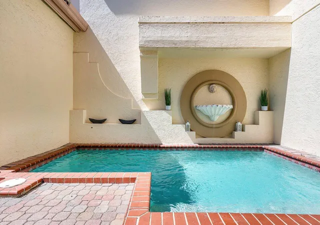 Photo 3 of Townhouse for sale at 4517 S Ocean Blvd, Highland Beach, FL 33487 | MLS# R11163038 | Listing updated on 2026-09-23