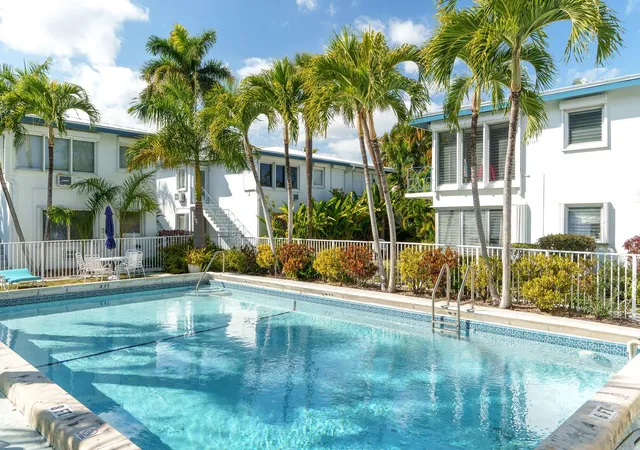 Homes for sale in Fort Lauderdale, FL | 561 Bayshore Dr, Fort Lauderdale, FL 33304