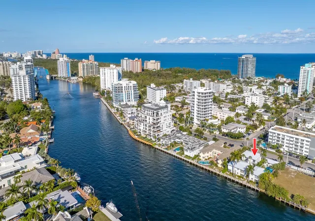 Homes for sale in Fort Lauderdale, FL | 561 Bayshore Dr, Fort Lauderdale, FL 33304