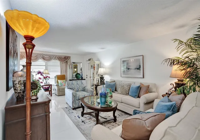 Homes for sale in Plantation, FL | 1034 Nw 88Th Ave #B-99, Plantation, FL 33322 | MLS# F10551908