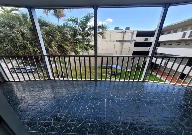 2nd image of 1690 Ne 191St St #315-1, Miami, FL 33179 | MLS# A11965230