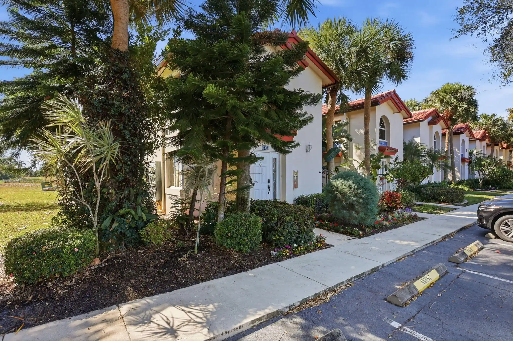 Photo 1 of Townhouse for sale at 440 Nw 67th Street #201, Boca Raton, FL 33487 | MLS# R11163527 | Listing updated on 2026-10-28