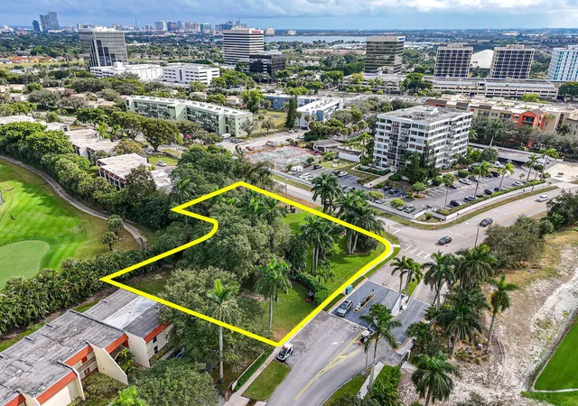 Photo 3 of Land for sale at 1617 Embassy Dr, West Palm Beach, FL 33401 | MLS# R11163572 | Listing updated on 2026-10-07