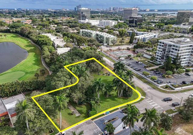 Photo 4 of Land for sale at 1617 Embassy Dr, West Palm Beach, FL 33401 | MLS# R11163572 | Listing updated on 2026-10-07
