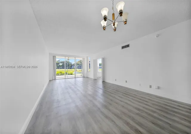 Homes for sale in Pompano Beach, FL | 4030 W Palm Aire Dr #104, Pompano Beach, FL 33069 | MLS# A11965134