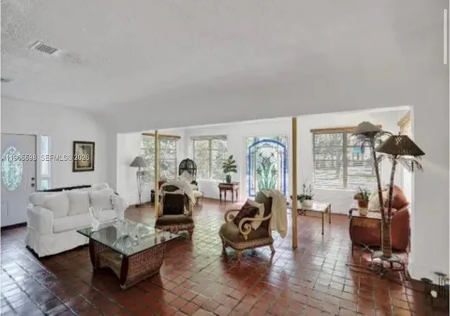 3rd image of 1107 Alhambra Cir, Coral Gables, FL 33134 | MLS# A11965598